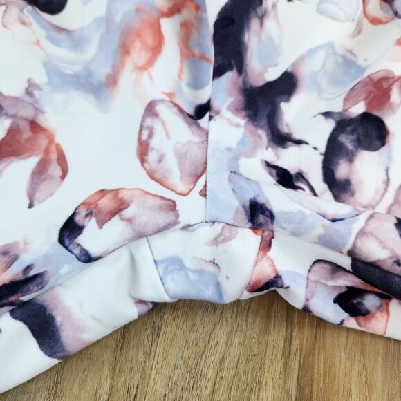 ☔️🔹️Balance Collection Watercolor Floral Print Athletic Leggings Medium - Picture 10 of 11